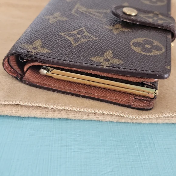 Louis Vuitton Monogram Portefeuille Viennois Wallet - Picture 10 of 12
